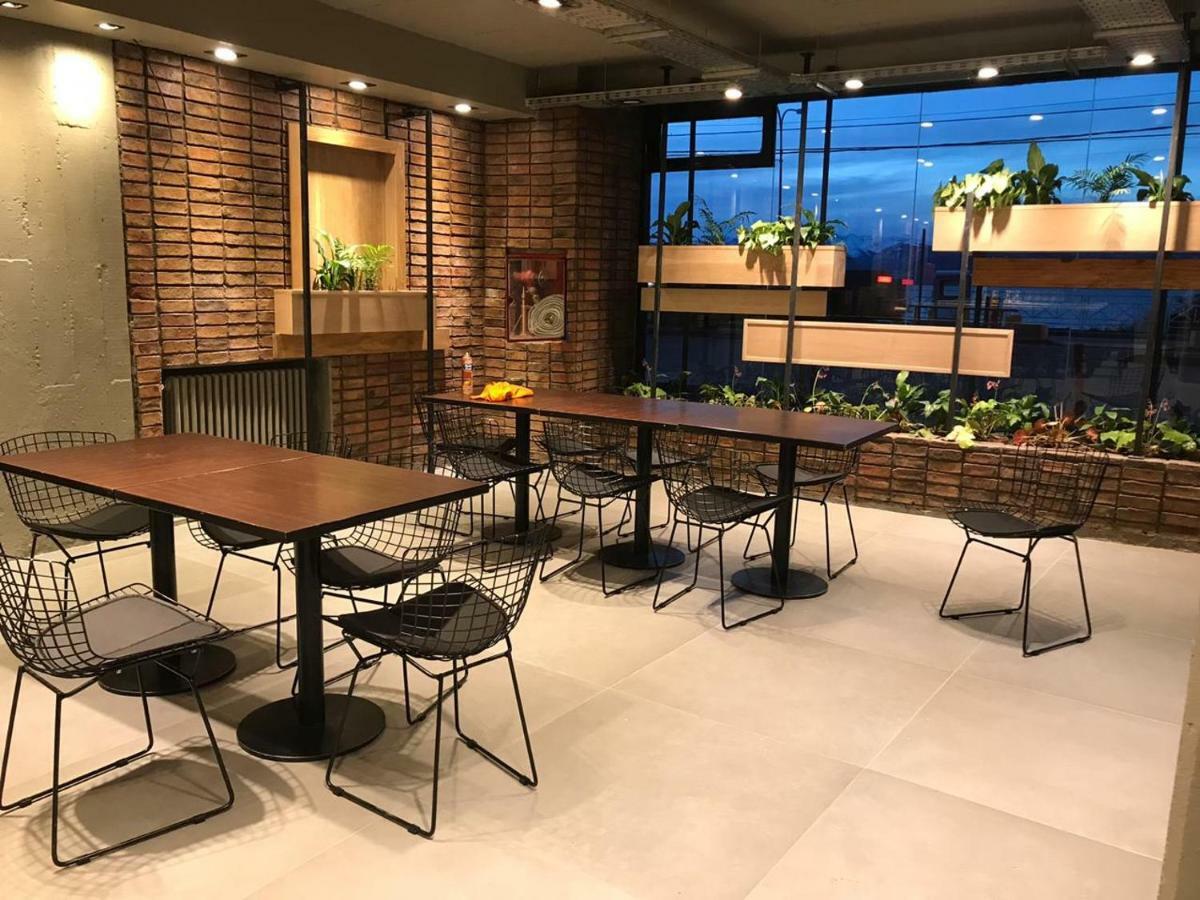 Hotel Eco Max Сан-Карлос-де-Барилоче Экстерьер фото